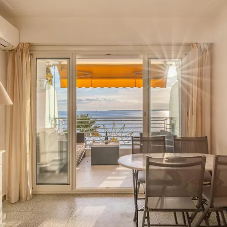 아파트 Le Soleil Front De Centre Juan Les Pins *